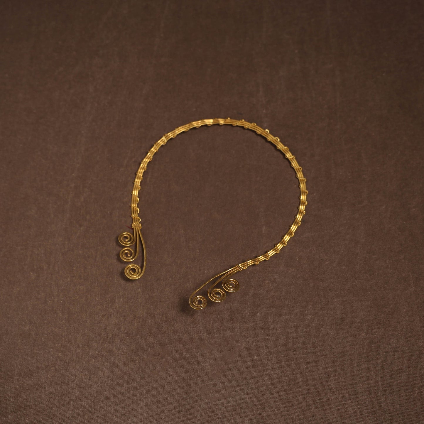 Brass metal handcrafted hasli necklace 141