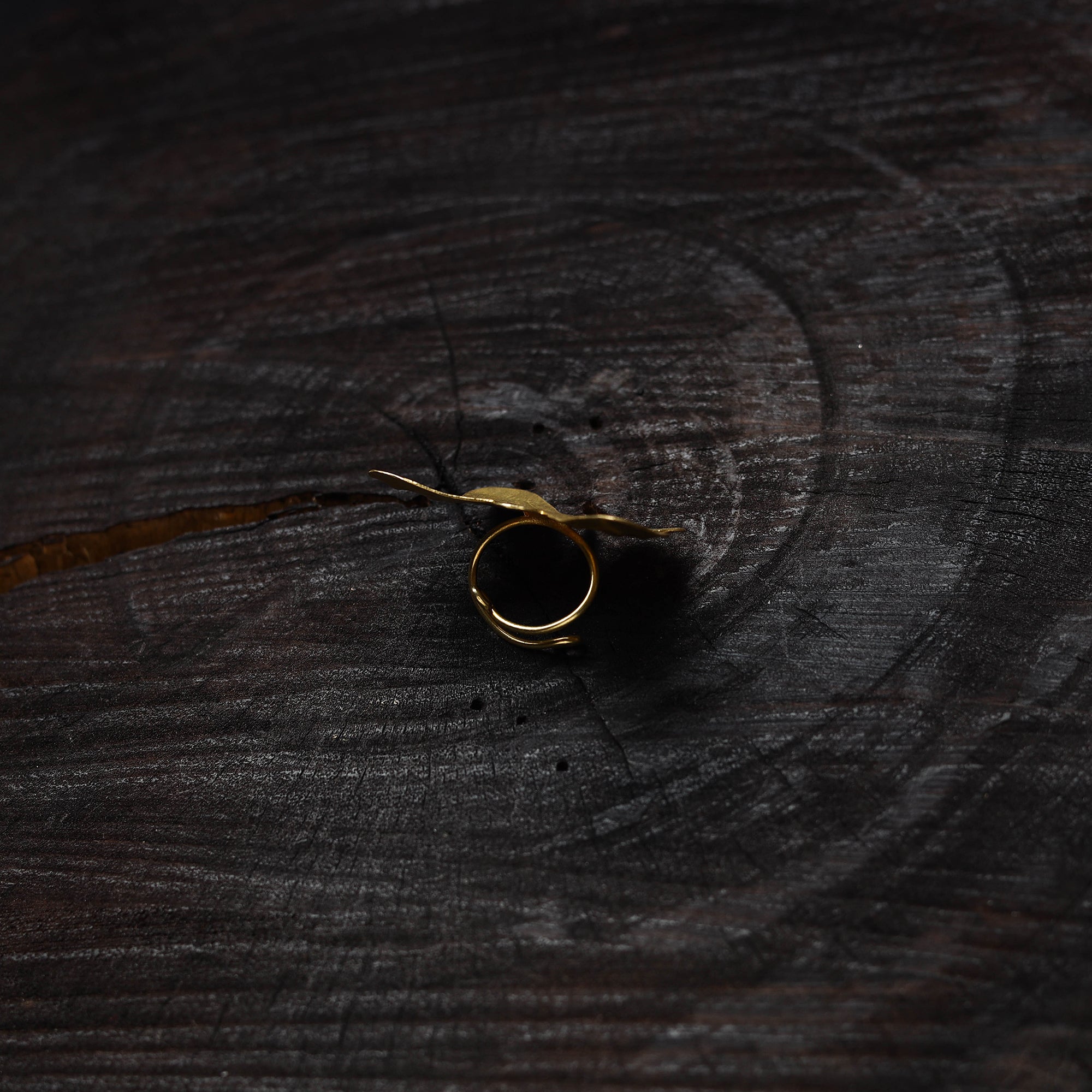 Mehal Rind Yellow Brass Metal Handcrafted Ring