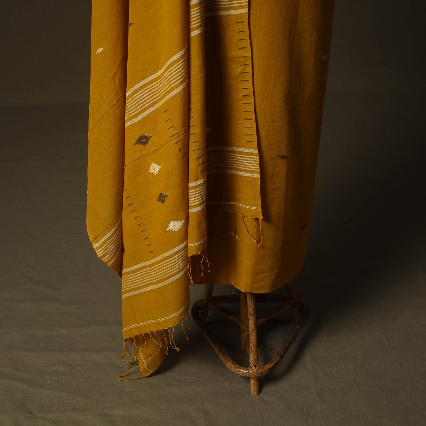 Burdwan jamdani handloom cotton 2pc unstitched dress