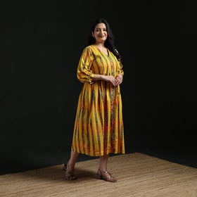 Button down flared cotton pochampally ikat dress 10