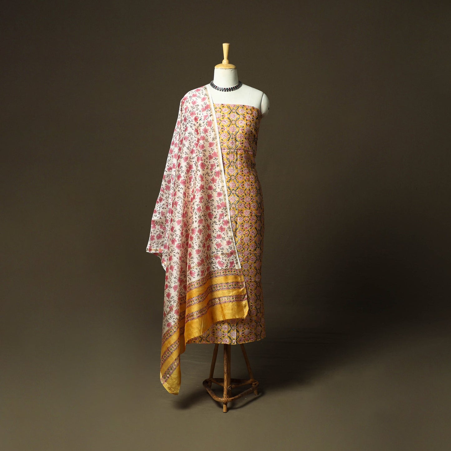 Chanderi silk hand block sanganeri print 3pc unstitched