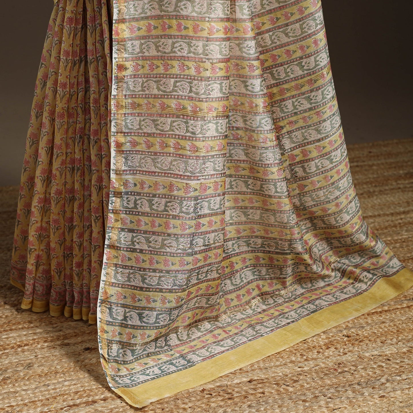 Chanderi silk hand sanganeri saree with zari border 02