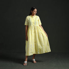 Collared neck buttoned down flared cotton hand block batik