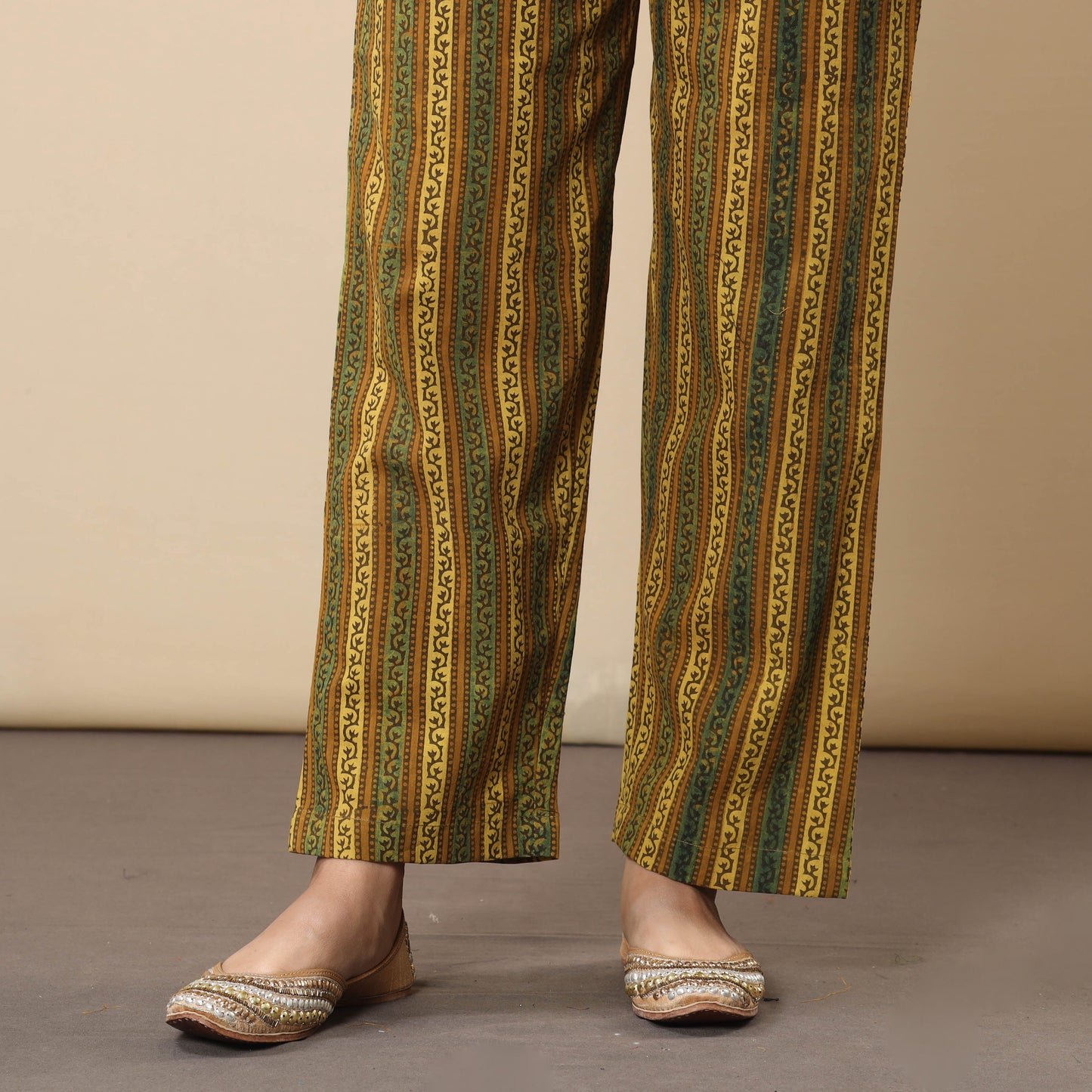 Yellow - cotton flared gher kurta with pant set 07