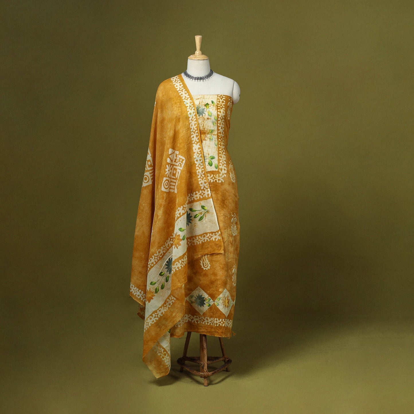 Pink - cotton hand batik 3pc unstitched dress material 05