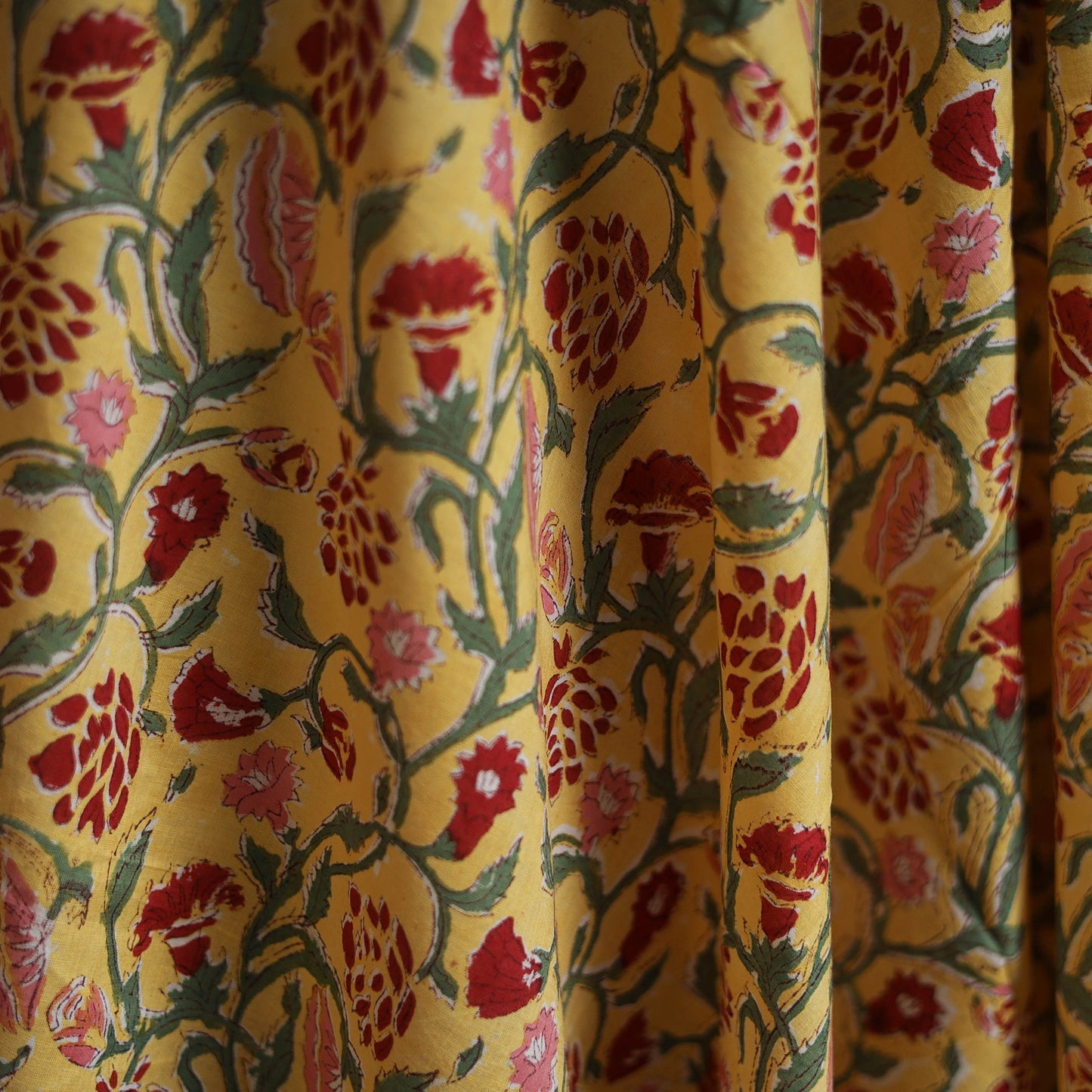 Cotton hand block sanganeri print fabric 01 - handcrafted