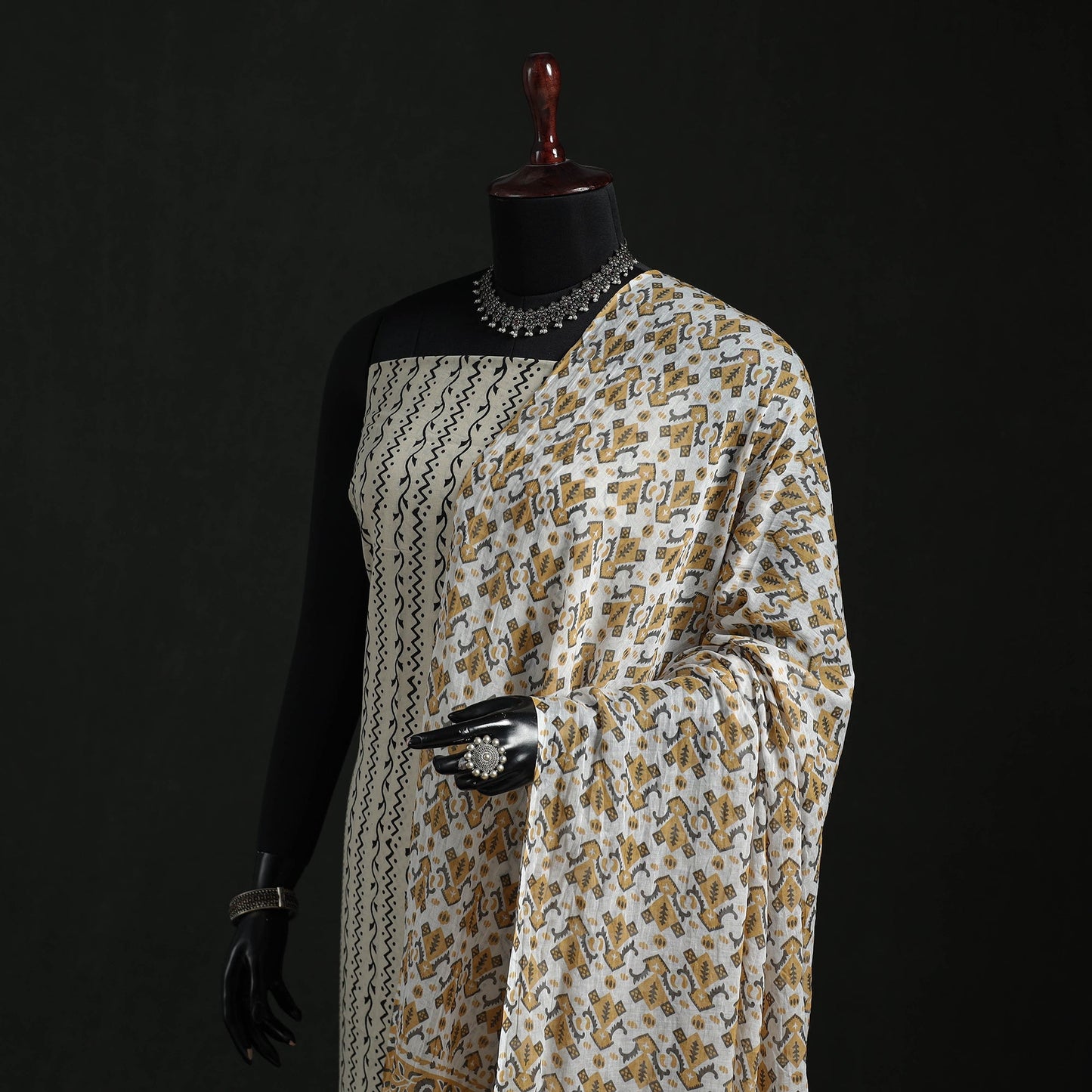 Cotton jaipur printed dupatta 35 - handcrafted