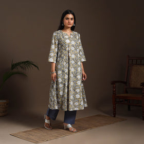Yellow - cotton a-line sanganeri kurta 10 - handcrafted
