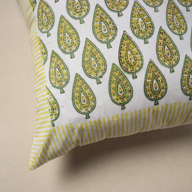 Cotton sanganeri cushion cover (16 x 16 in) 119