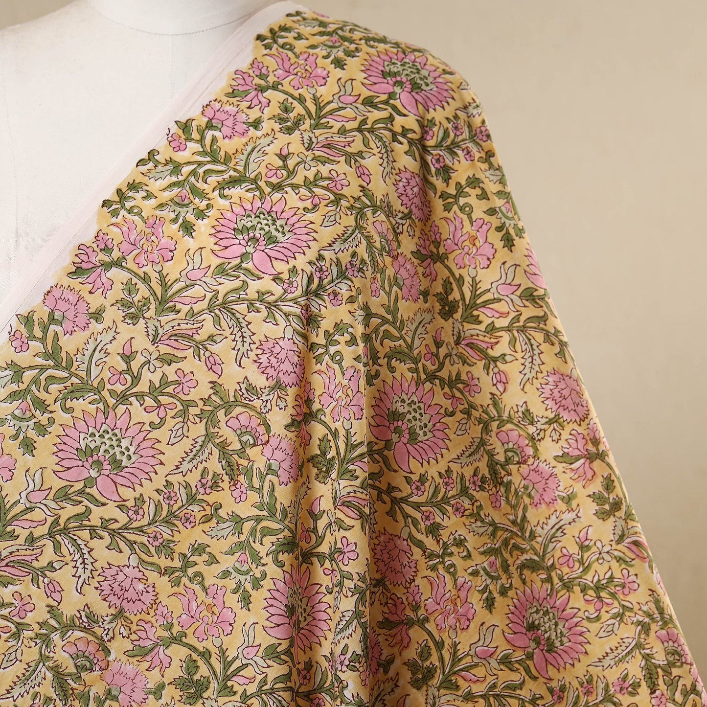 Yellow - cotton sanganeri fabric 09 - handcrafted