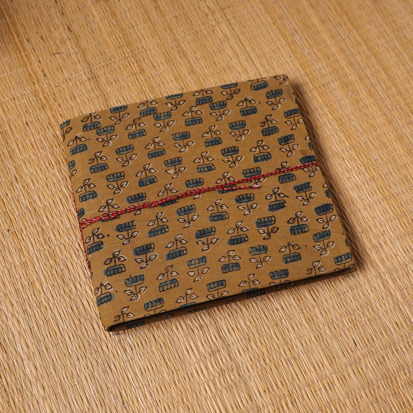 Fabric cover handmade paper photo album (9 x 10 in) 82