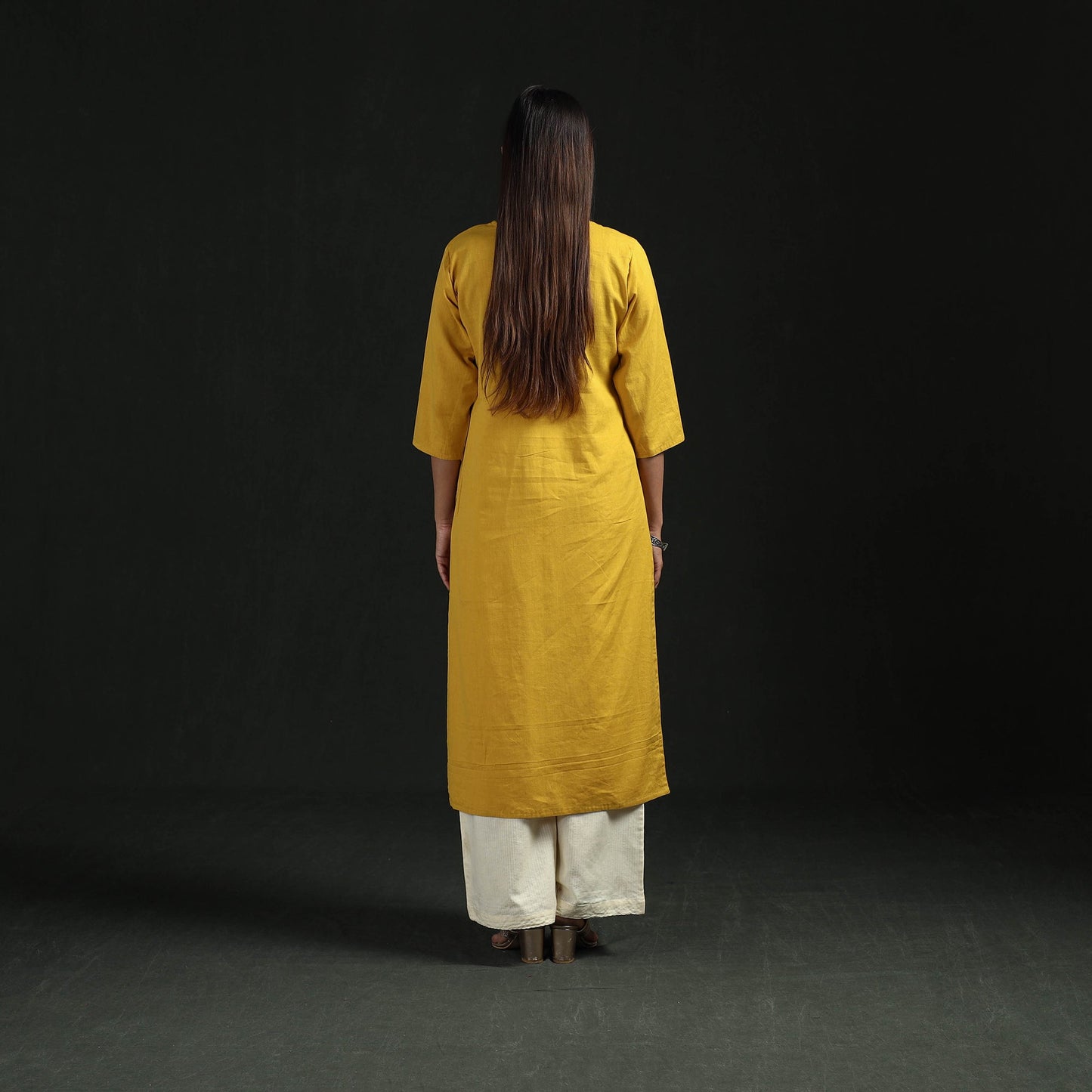 Flex cotton plain hand embroidered straight kurta for women