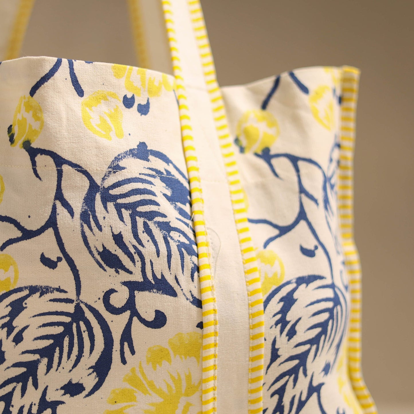 Yellow - floral hand tote bag 03 - handcrafted