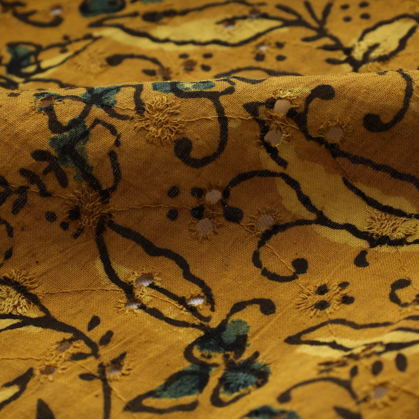 Hakoba natural dyed cotton fabric 09 - handcrafted