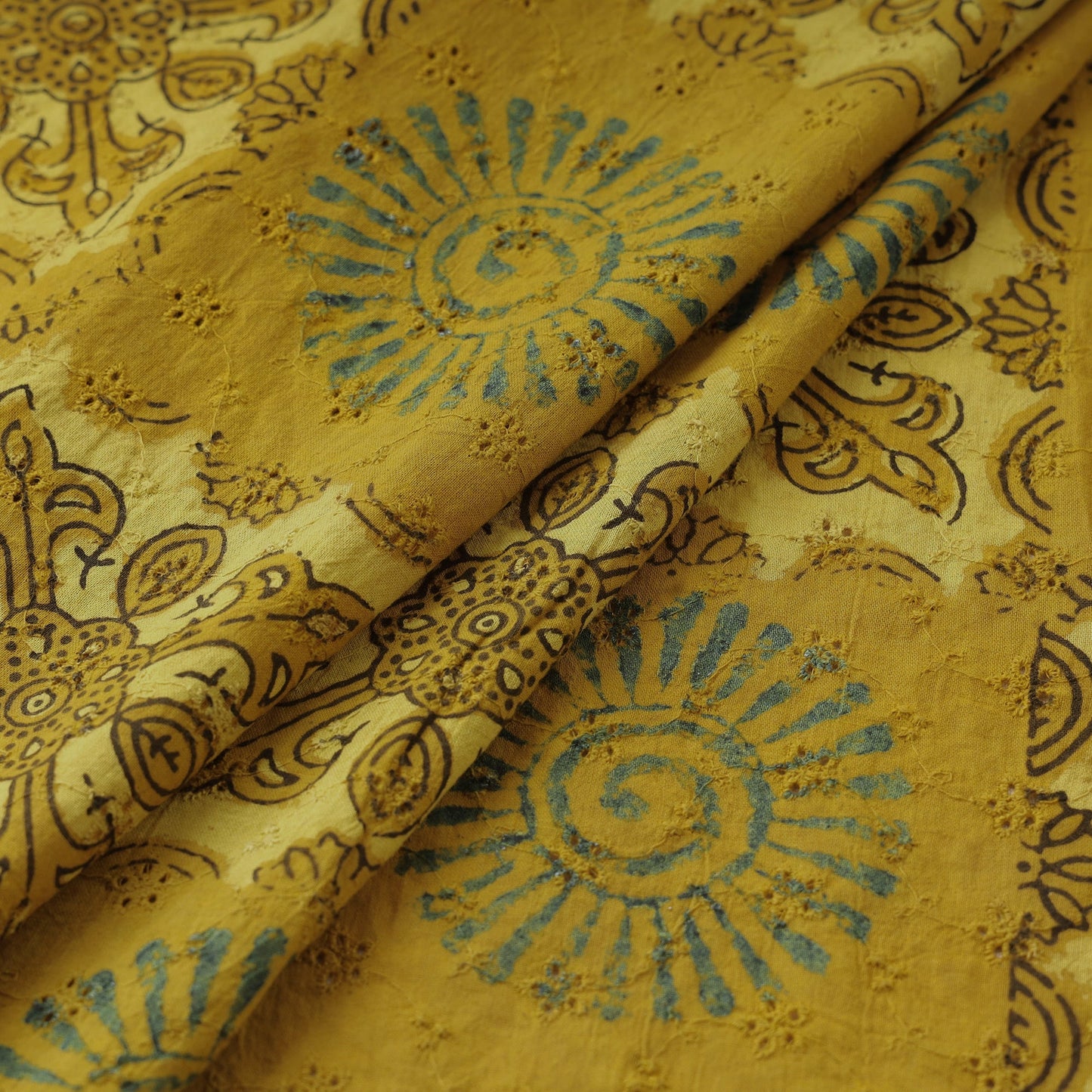 Hakoba natural dyed cotton fabric 41 - handcrafted