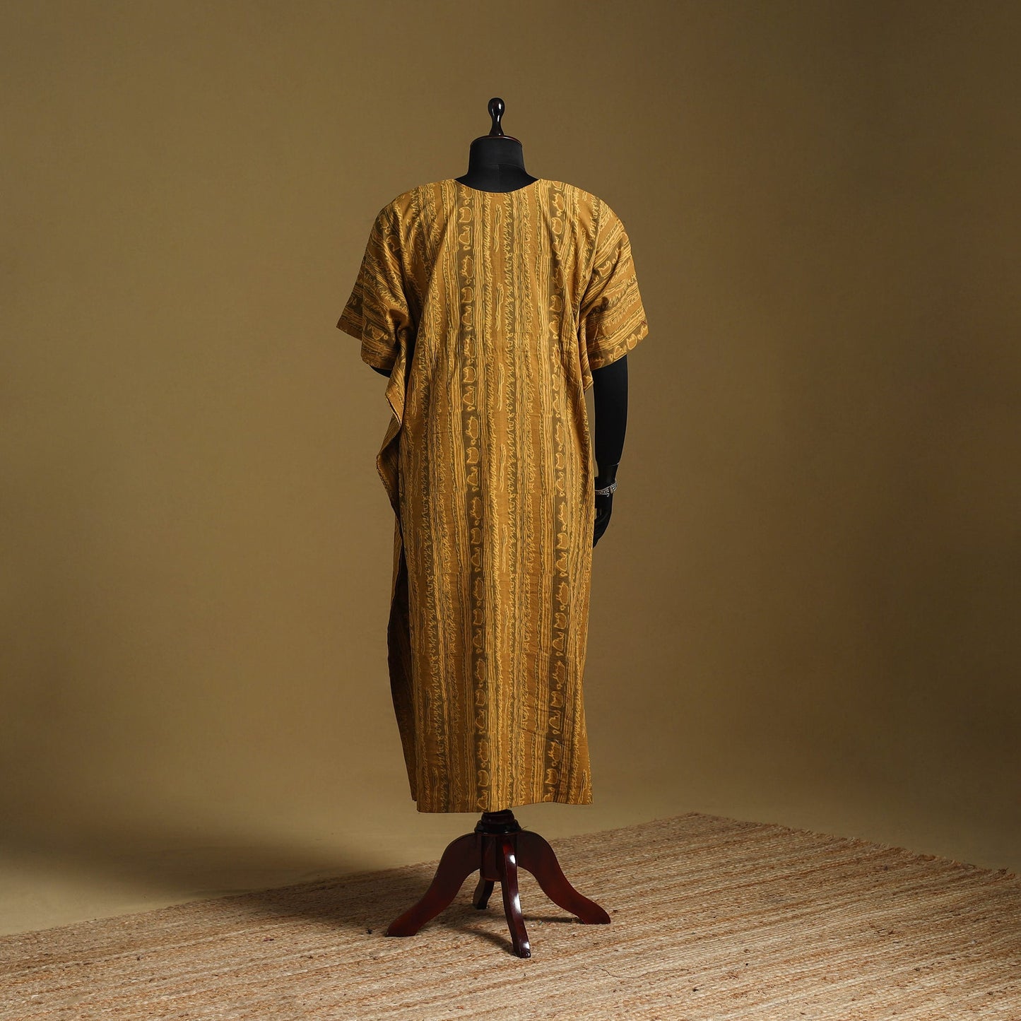 Hand akola long kaftan with tie-up waist 04 - handcrafted