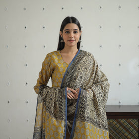 Buy Yellow Hand Block Bagru Print Chanderi Silk Kurta Set