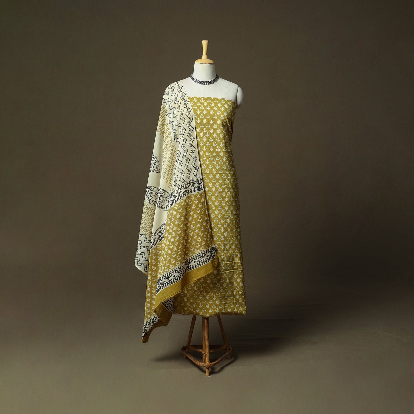 Hand block bagru print cotton 3pc unstitched dress material