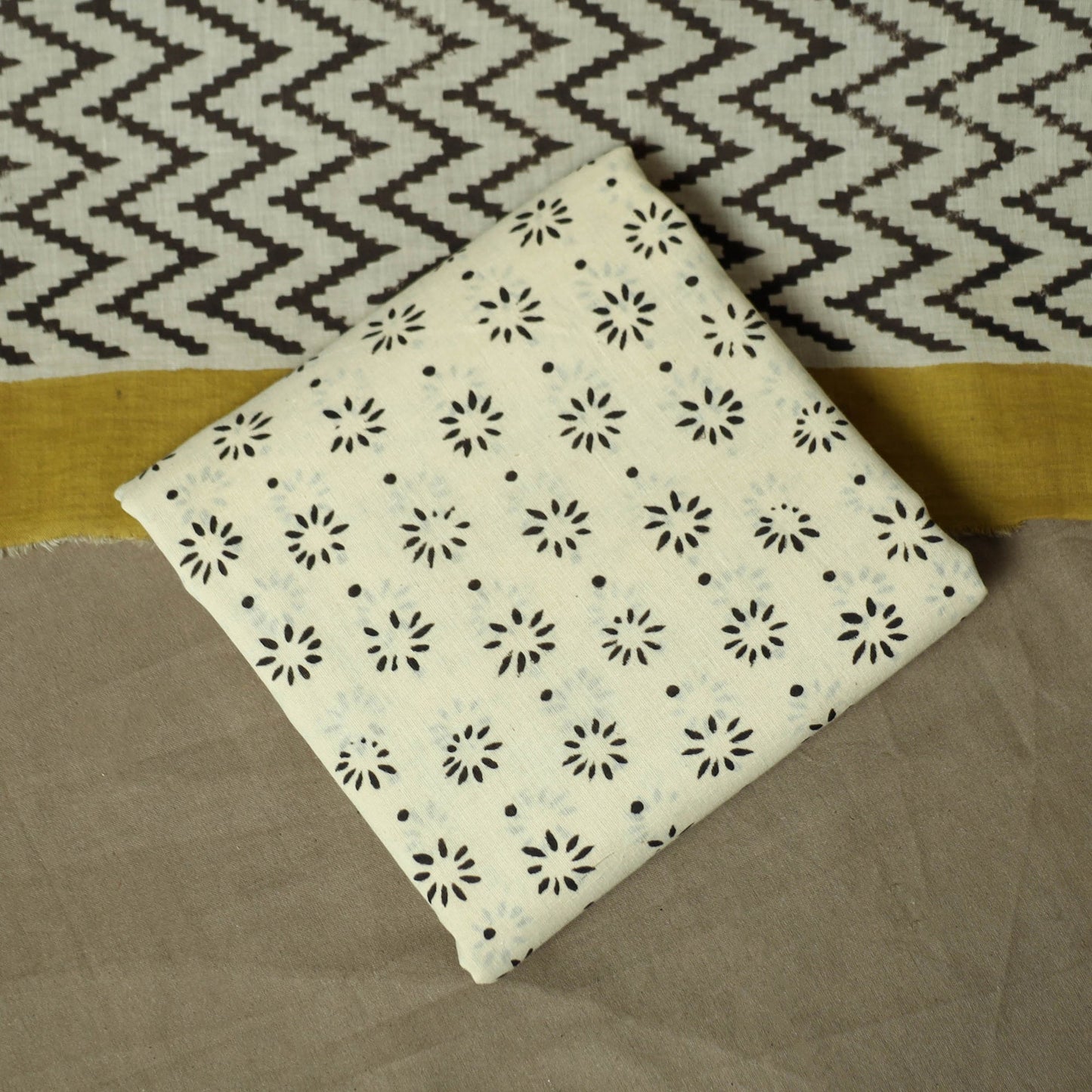 Hand block bagru print cotton 3pc unstitched dress material