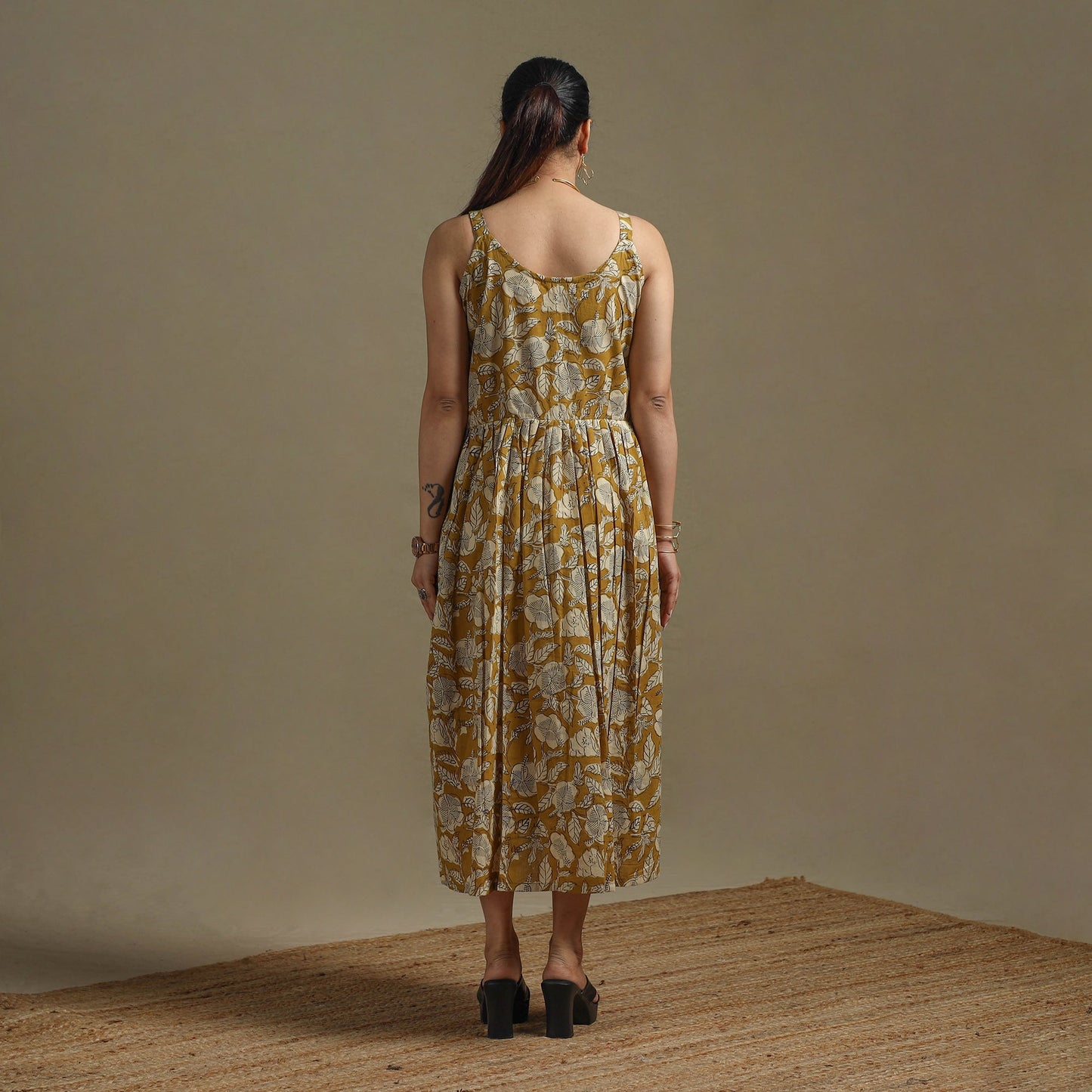 Hand natural dyed cotton button down bagru dress 04