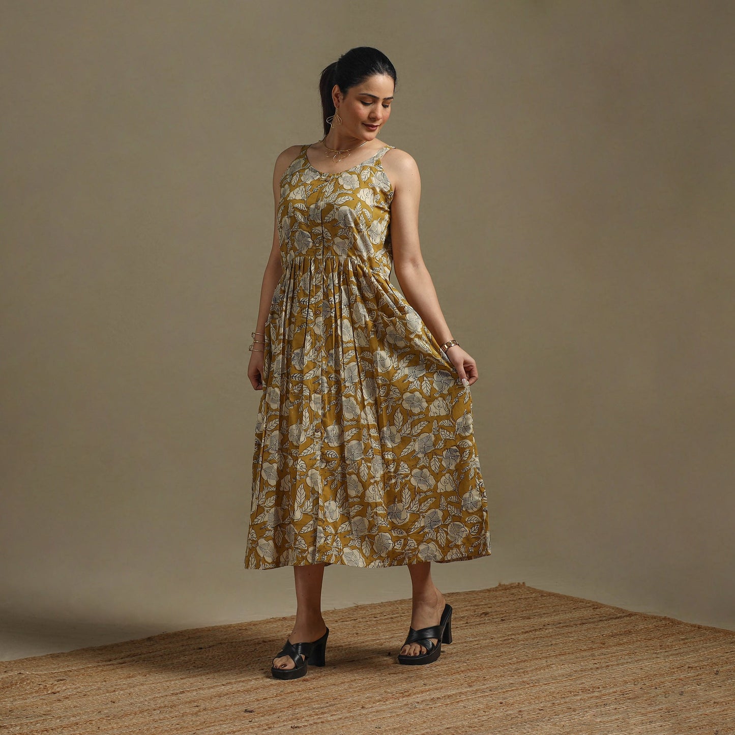 Hand natural dyed cotton button down bagru dress 04