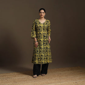 Hand embroidery cotton a-line batik kurta for women 05