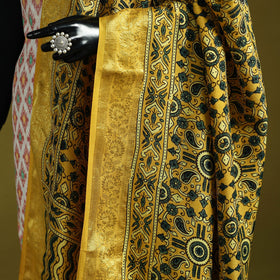 Hand natural dyed dola silk zari border dupatta