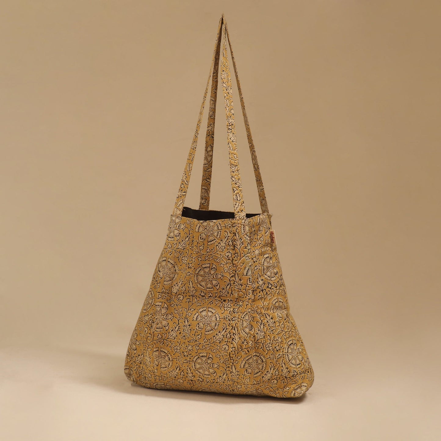 Handcrafted fabric jhola bag 06