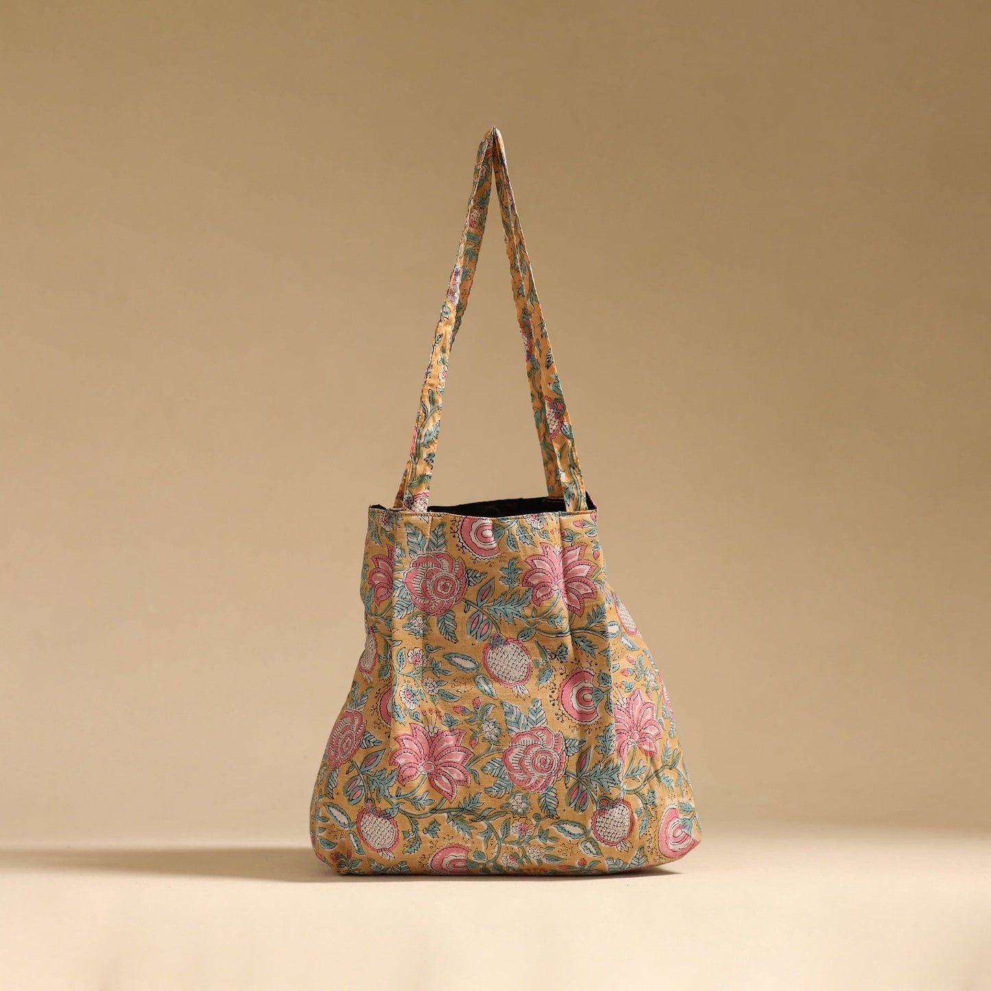 Handcrafted fabric jhola bag 22
