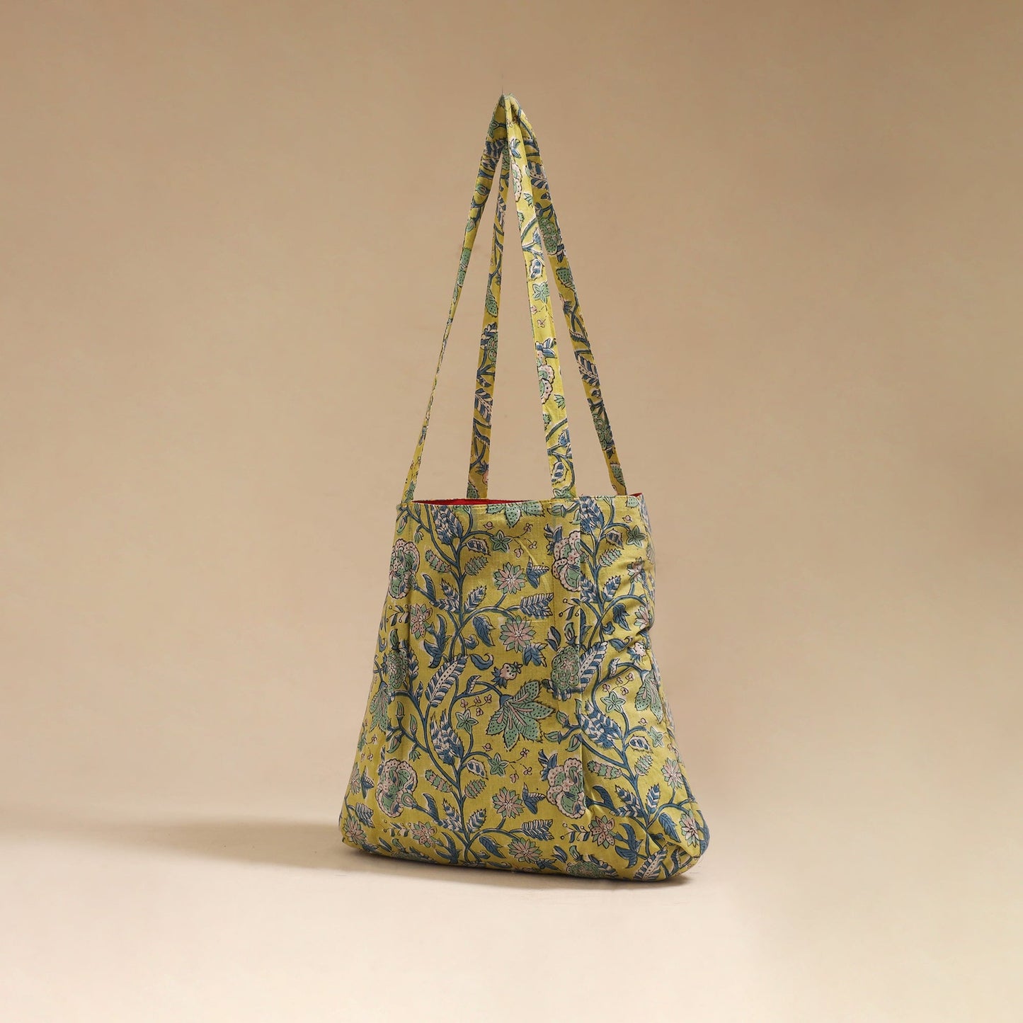 Handcrafted fabric jhola bag 28