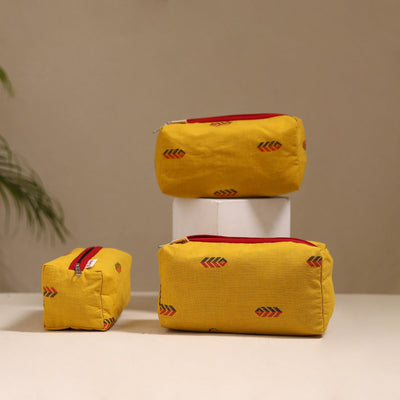 Handcrafted fabric toiletry bags (set of 3) 18