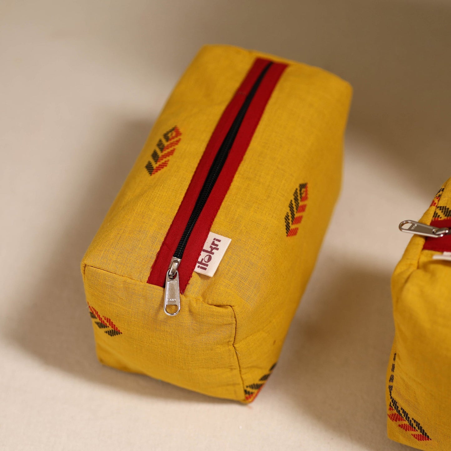 Handcrafted fabric toiletry bags (set of 3) 18