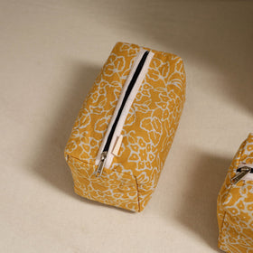 Handcrafted fabric toiletry bags (set of 3) 22