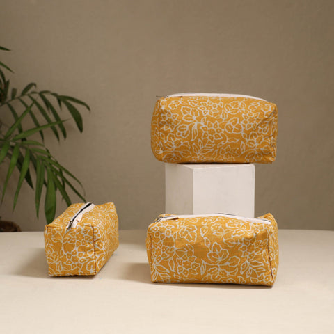 Handcrafted fabric toiletry bags (set of 3) 22