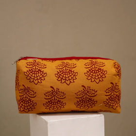 Handcrafted fabric toiletry bags (set of 3) 29