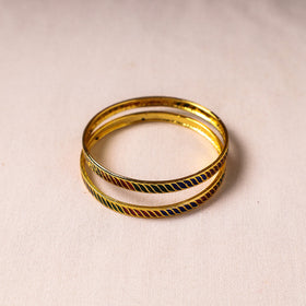  Handcrafted Paka Meenakari Bangles (Set of 2) 