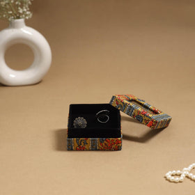 Handcrafted printed fabric ring/earring box 34