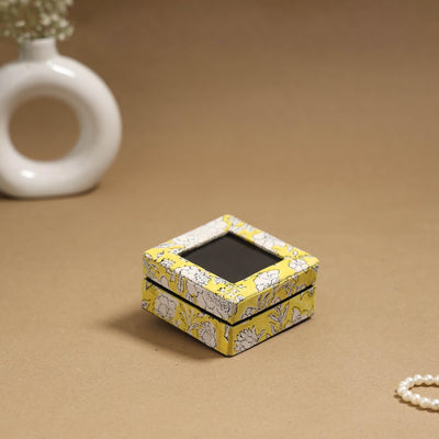 Handcrafted printed fabric ring/earring box 67