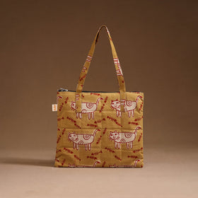 Handcrafted quilted handbag 16