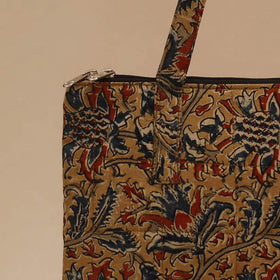 Handcrafted quilted handbag 28