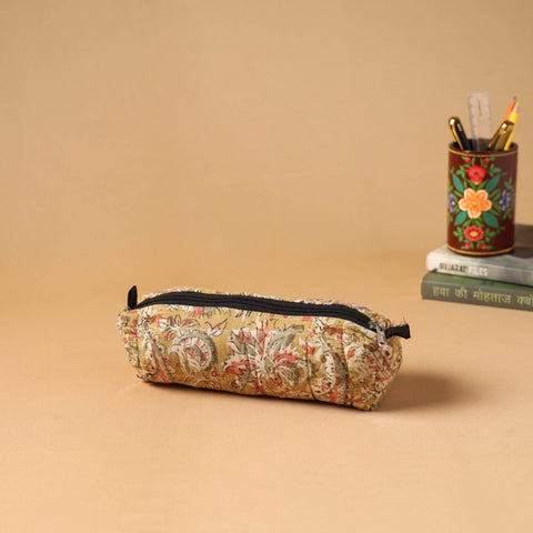 Handcrafted quilted pencil pouch 31