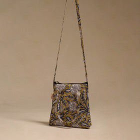 Handcrafted quilted sling bag 09