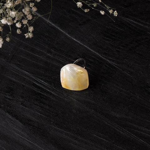 Yellow - handcrafted seashell ring (adjustable) 17