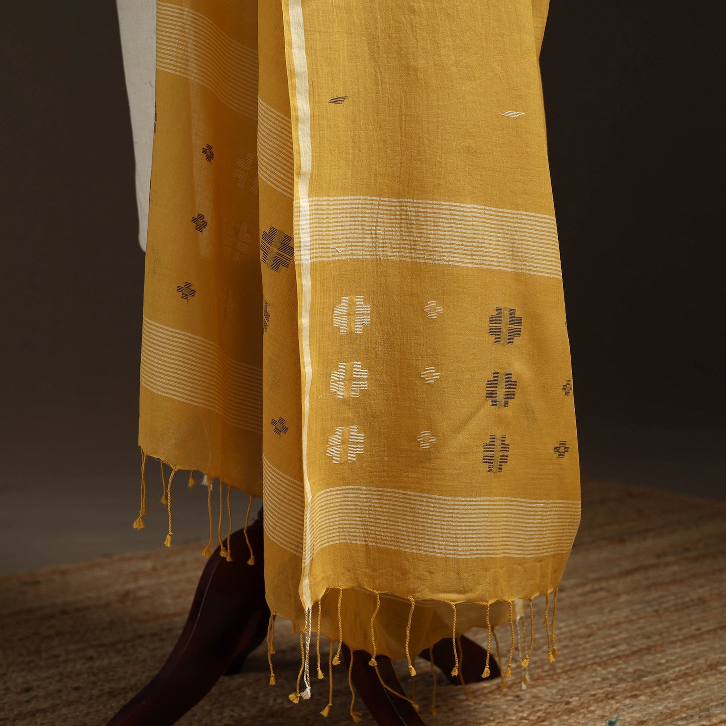 Handloom cotton bengal jamdani dupatta 26 - handcrafted