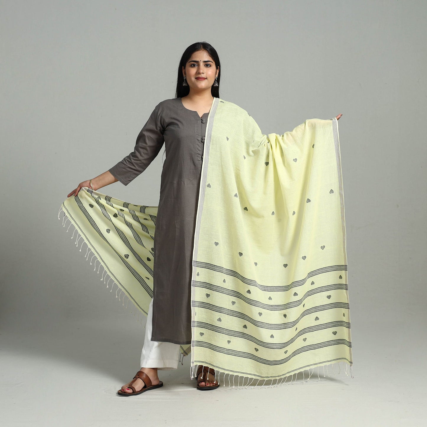 Yellow - handloom cotton burdwan jamdani dupatta 14