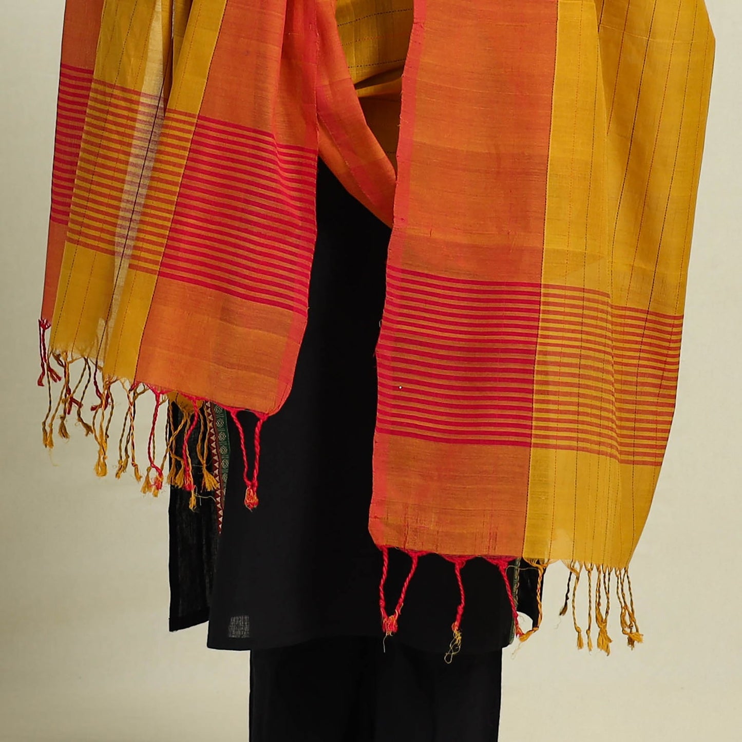 Buy Handloom Cotton Srikakulam Jamdani Dupatta