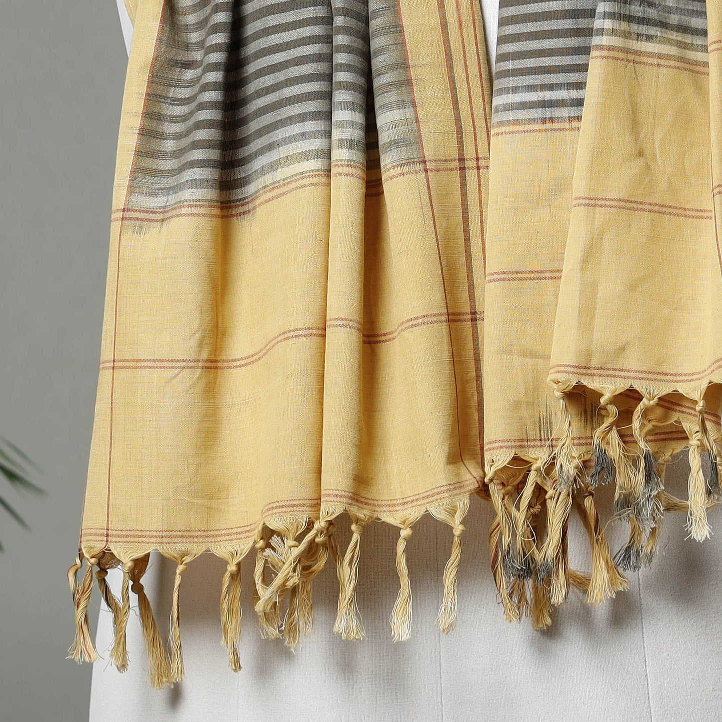  Handloom Natural Dye Cotton Ikat Stole 