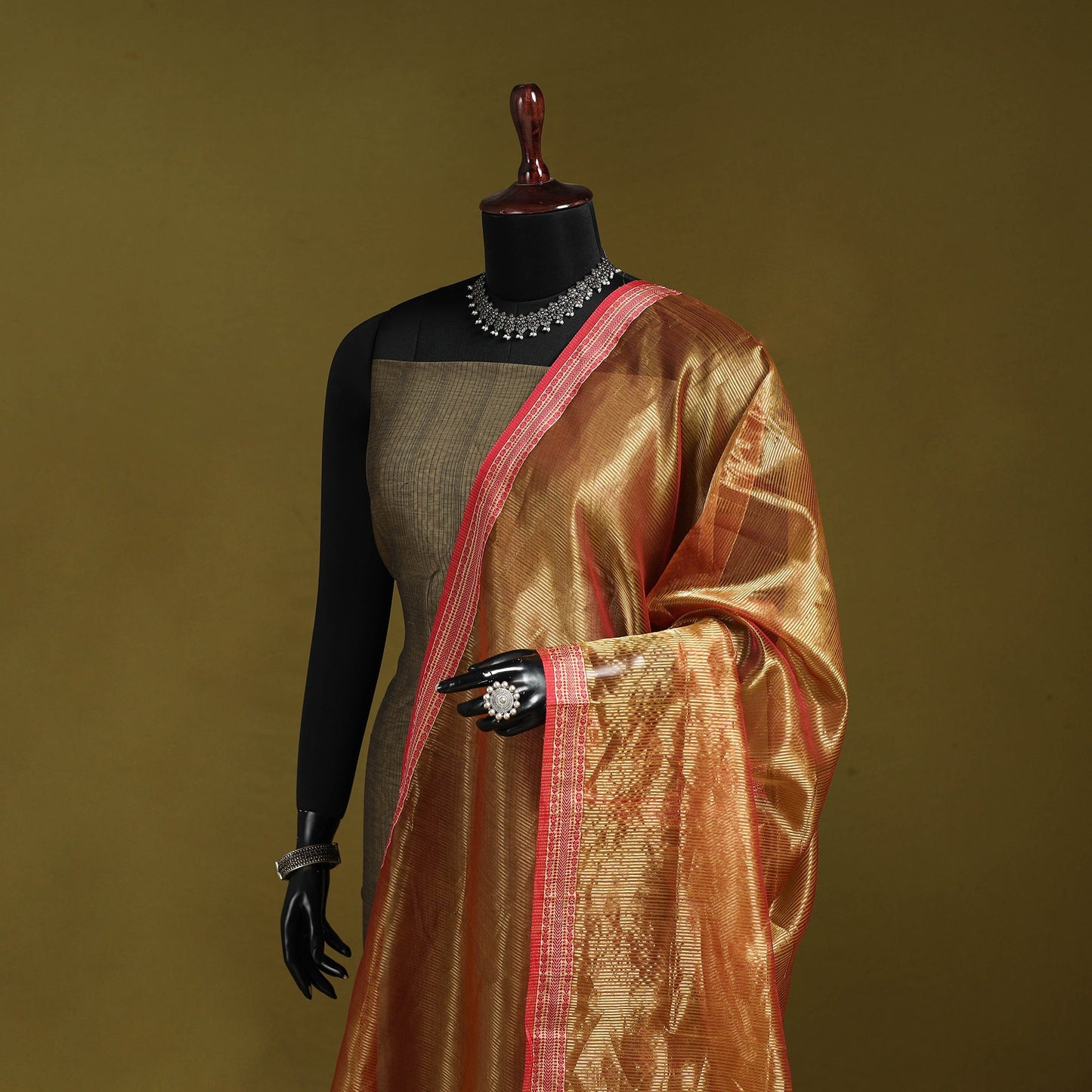 Handloom silk cotton tissue zari stripes maheshwari dupatta