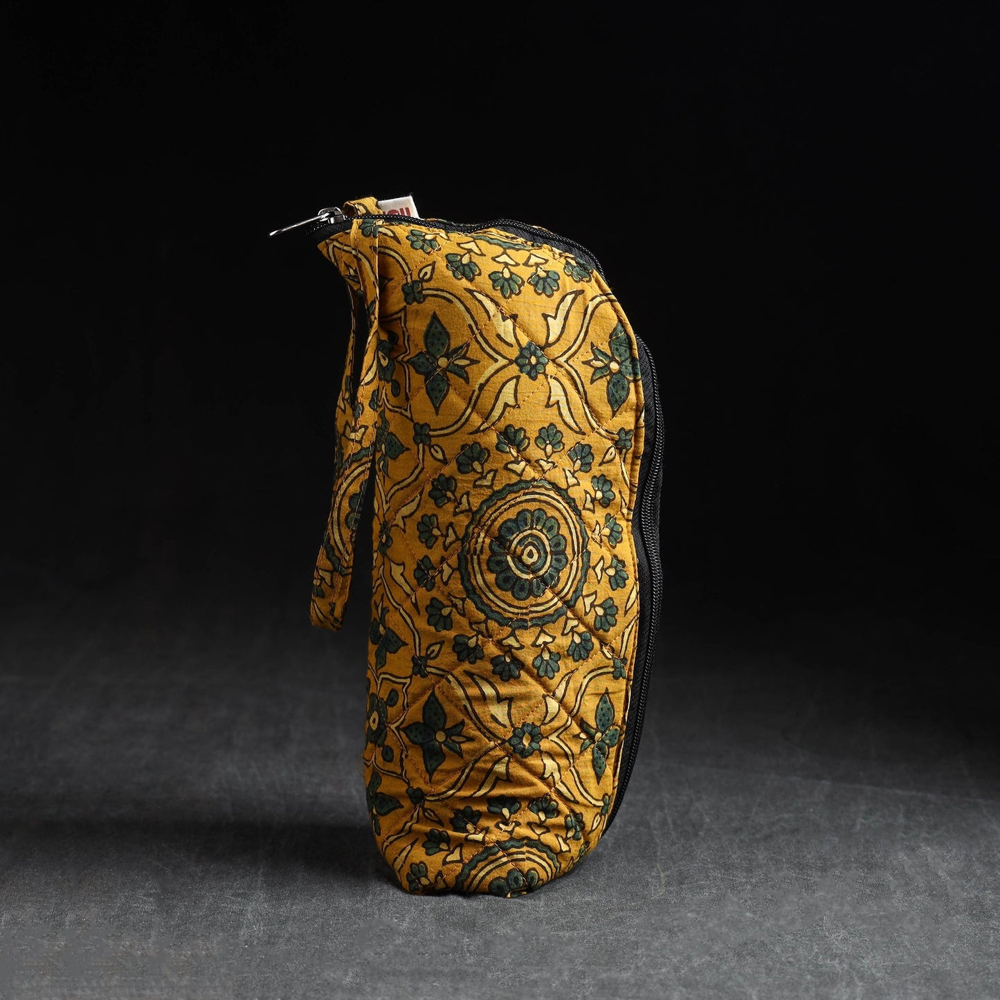 Handmade 1l water bottle cover 01 - handcrafted