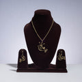 patwa thread chain necklace set